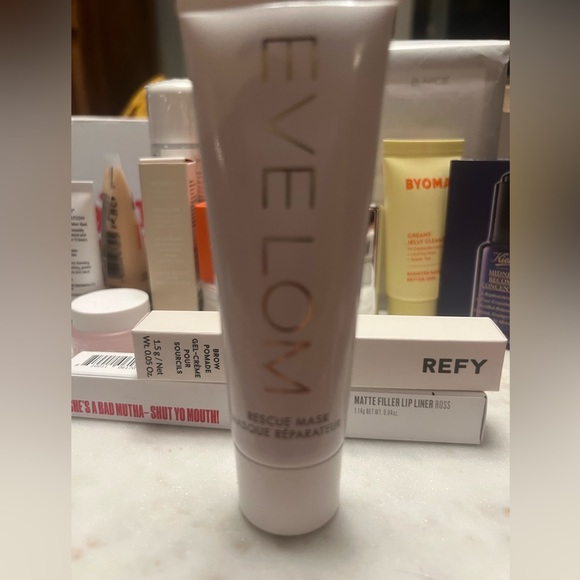 NWT Eve Lon rescue mask. 50 oz. Leave on 15-20 min. Rinse off. Easy! - Picture 4 of 8